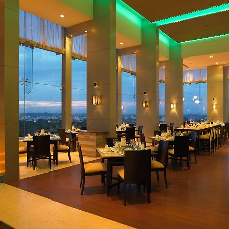 Royal Orchid Central Bangalore, Mg Road Restaurang bild
