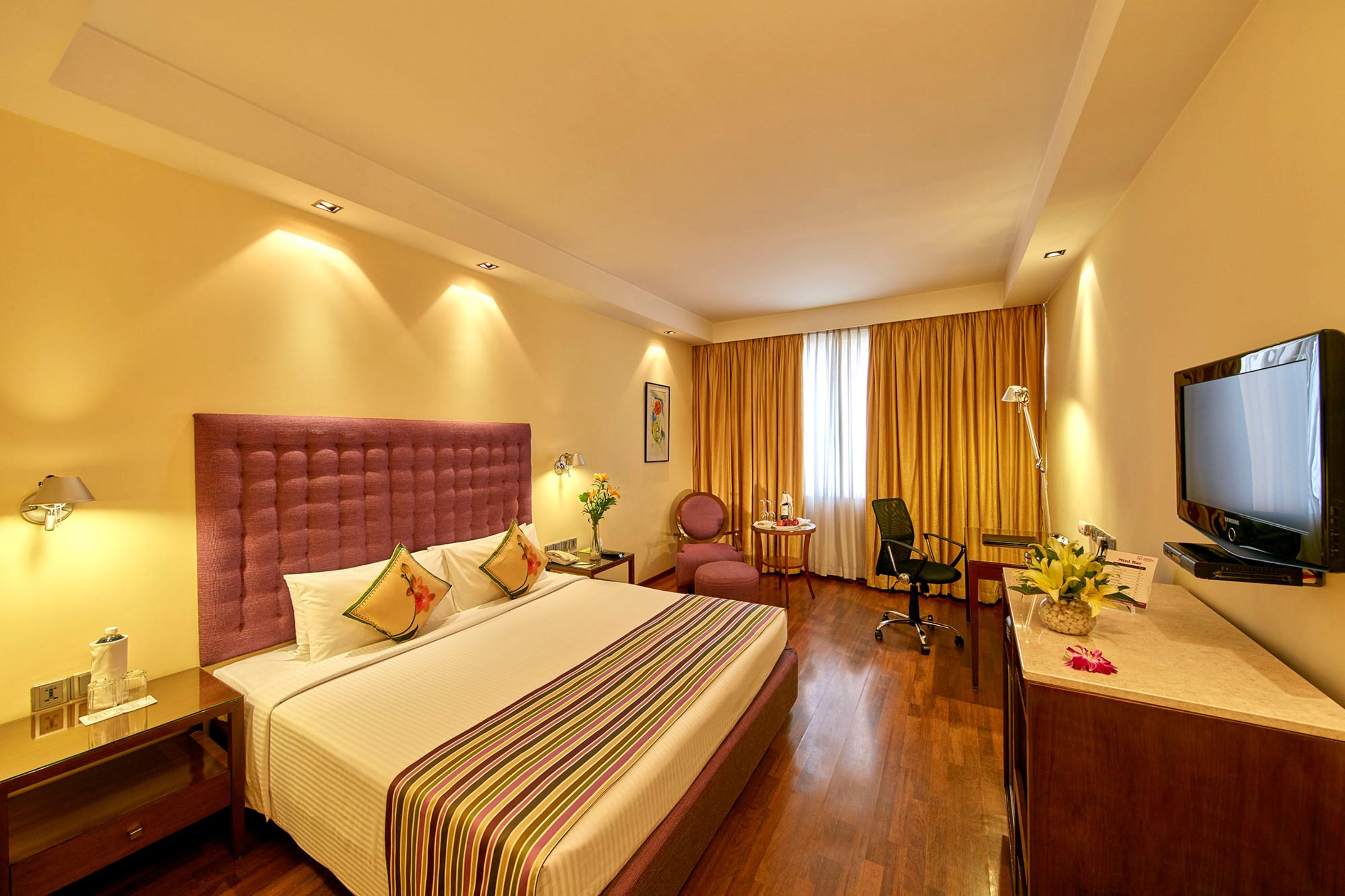 Royal Orchid Central Bangalore, Mg Road Exteriör bild