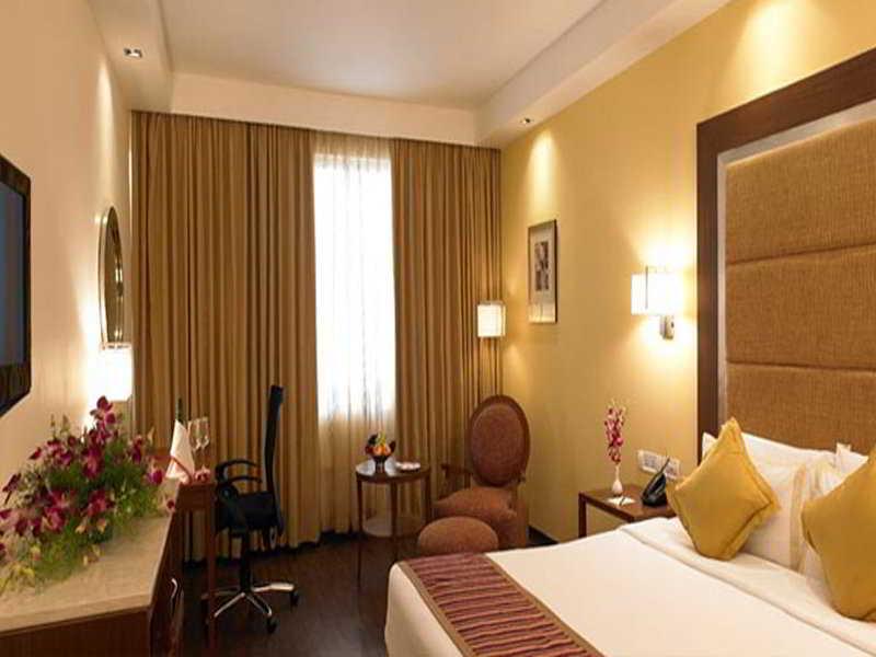 Royal Orchid Central Bangalore, Mg Road Exteriör bild