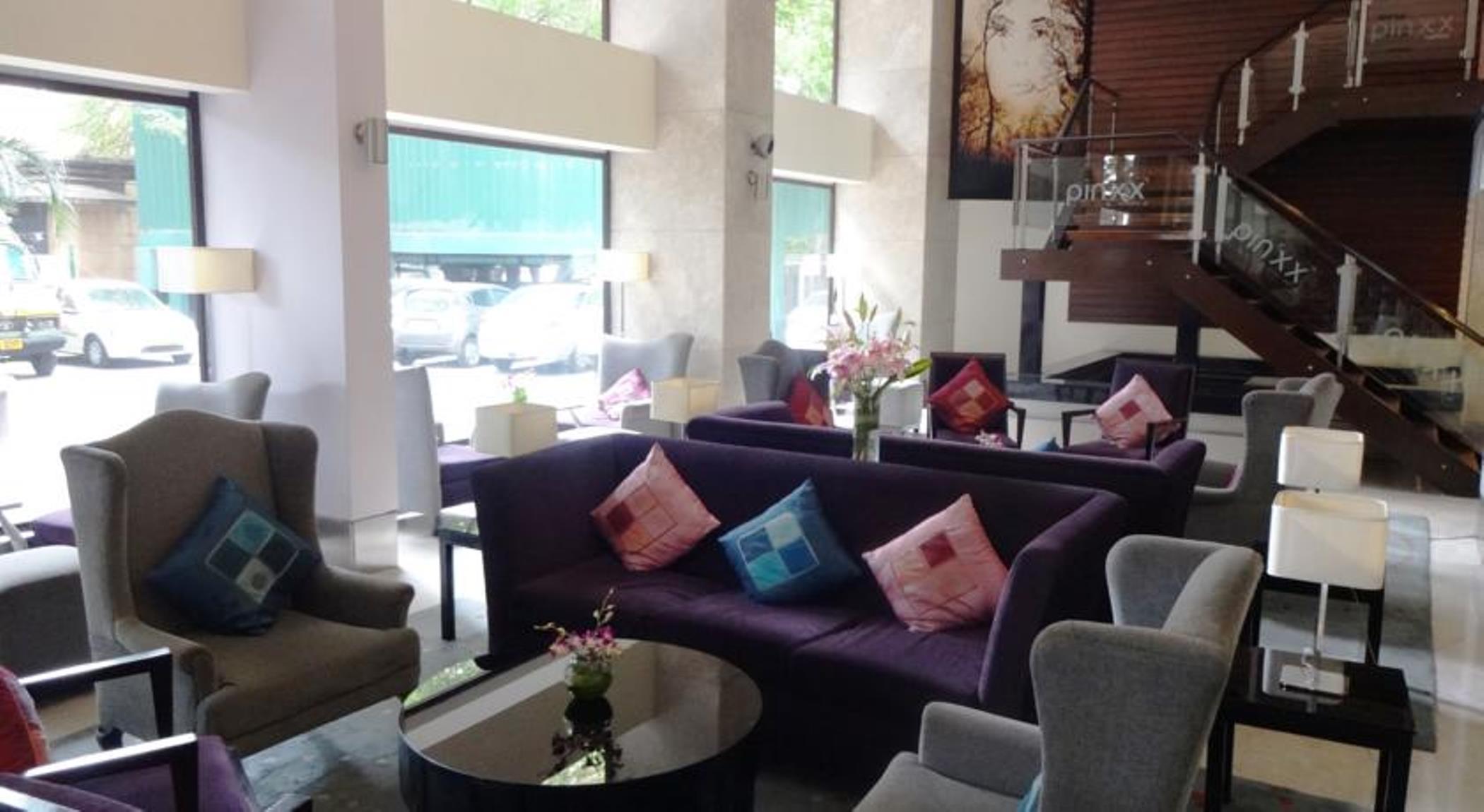 Royal Orchid Central Bangalore, Mg Road Exteriör bild