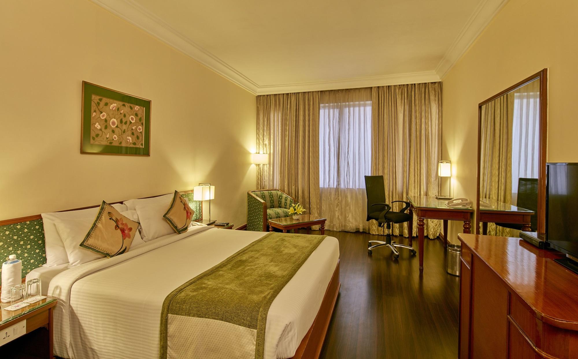 Royal Orchid Central Bangalore, Mg Road Exteriör bild