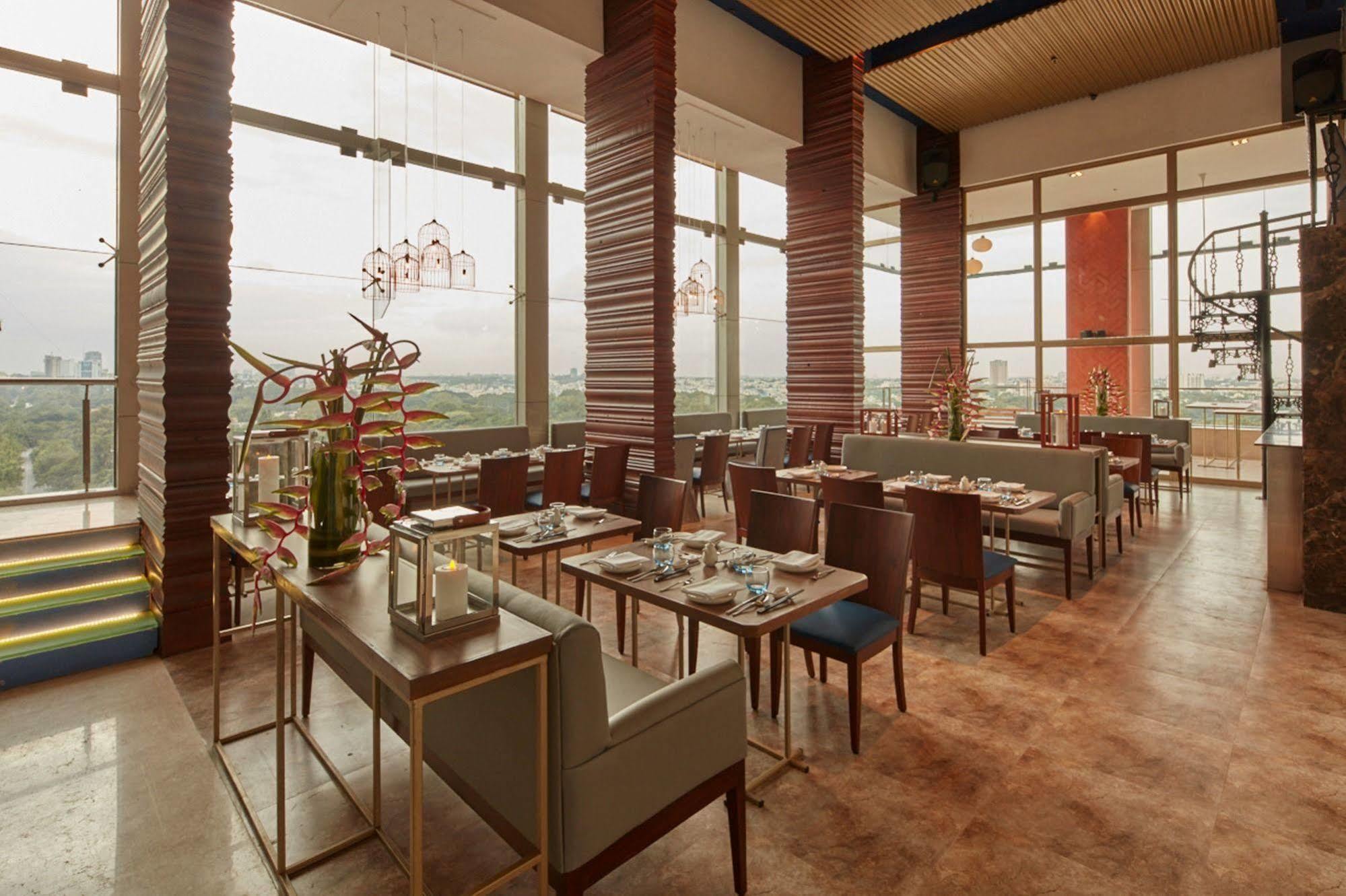 Royal Orchid Central Bangalore, Mg Road Exteriör bild